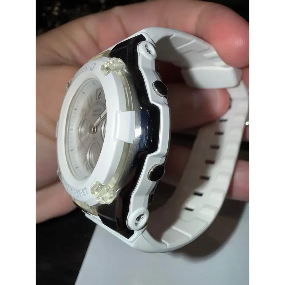 Baby-G BGA110-7B Chaton style design of the Slim Marine series by Casio